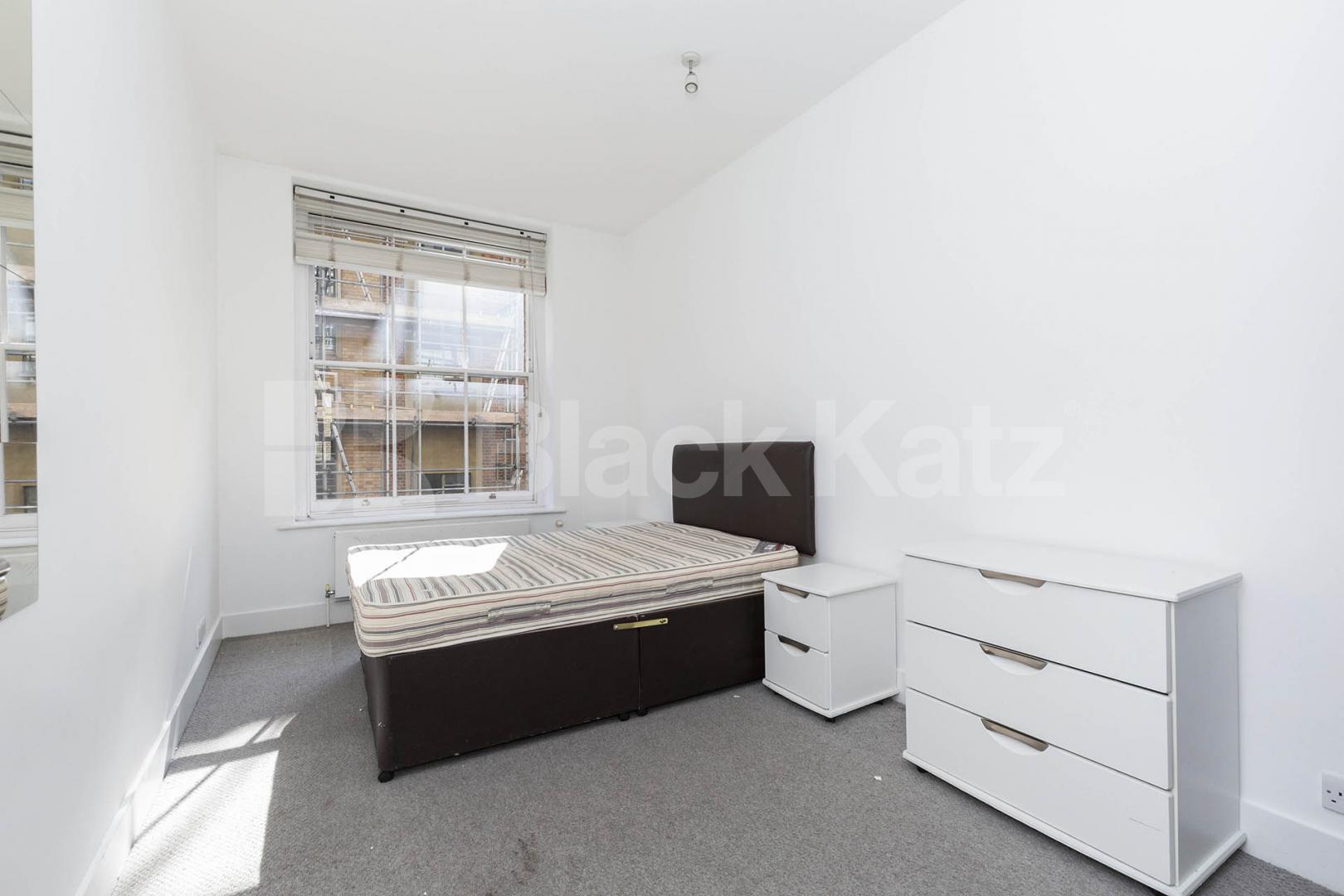 Stunning and spacious 3 bed warehouse conversion in the popular Clerkenwell area Great Sutton Street , Clerkenwell / Farringdon